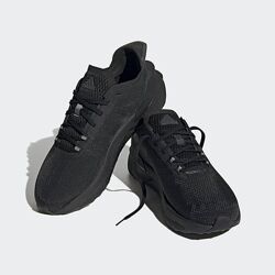 кросівки Adidas  AVRYN HP5982 розмір us 11-45.5-28/29cm
