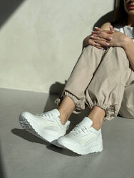 Розпродаж Жіночі кросівки білого кольору Артикул 9707