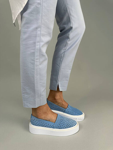 Сліпони жіночі з нубуку з перфорацією Артикул 9201 розпродаж