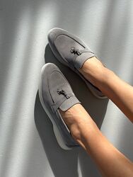 #9: Сірий 