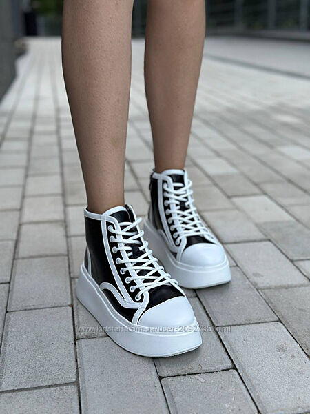 Кеди жіночі шкіряні чорні з білими вставками високі Артикул 8535 розпродаж