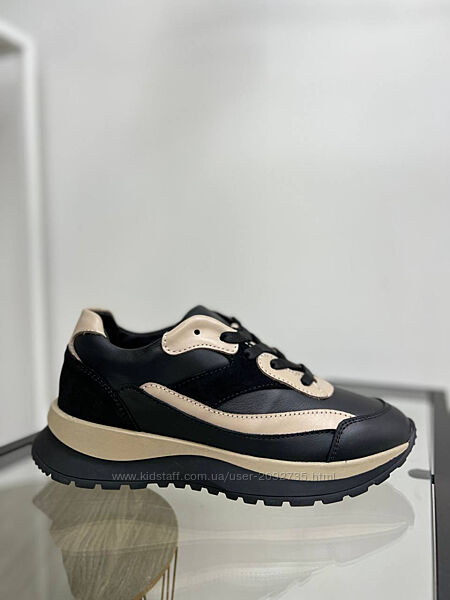 Кросівки жіночі шкіряні чорні із вставками замші Артикул 5715 розпродаж