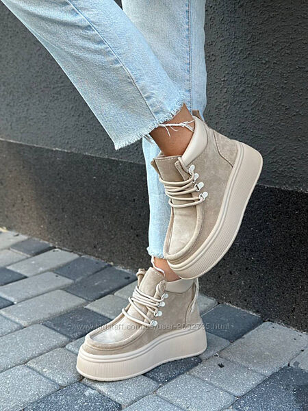 Черевики жіночі замшеві пісочні/чорні демісезонні Артикул 2206 новинка