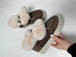 #9: Бежеві 