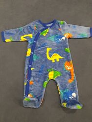 Пухнастий чоловічок для малюка