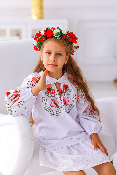 Сорочка вишиванка біла сучасна для дівчинки 