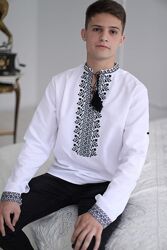 Сучасна сорочка вишиванка чоловіча 