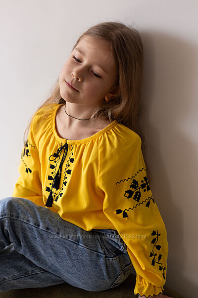 Сорочка вишиванка для дівчинки жовта льон, 