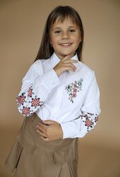 Блуза шкільна вишиванка патріотична для дівчинки