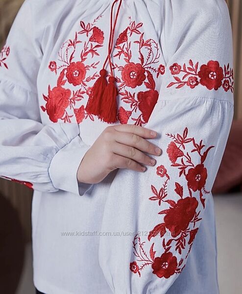 Святкова біла вишиванка лляна для дівчинки 