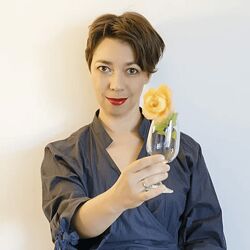 Анна Зворыкина Ароматы для тела 2024