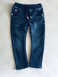 F&F джинсы модные с модными фабричными потертостями из колекції весна 2023 