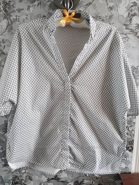 Р.50/52 размер М. Рубашка сорочка, блузка свободного кроя