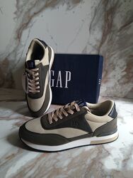 Кроссовки Gap  коричневые  