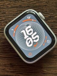 Годинник Apple Watch SE 40mm