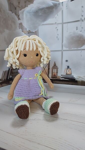 Лялька амігурумі подарунок