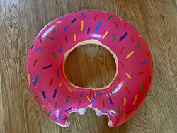 Надувной круг для купания.