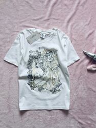 Yazbek. базова біла Футболка розм S. нова з бірками. 100 cotton. довжина 5