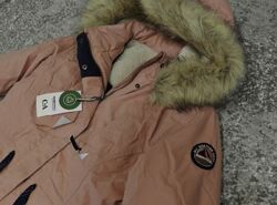 Парка для дівчинки нова 