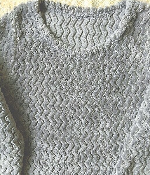 В новом состояния мягенький приятный красивый меховой джемпер, XL/48-50