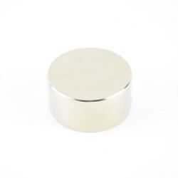 Магніт 50х30 надійний помічник для будівельників, монтажників 