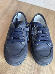 Шкіряні дитячі мокасини