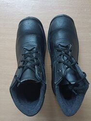 Черевики шкіряні жіночі демісезонні 40 р.