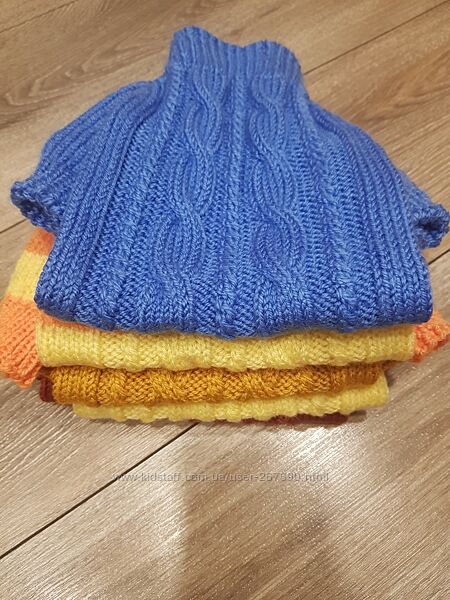 Свитер/Светр для собак малих та середніх порід або щенят. 