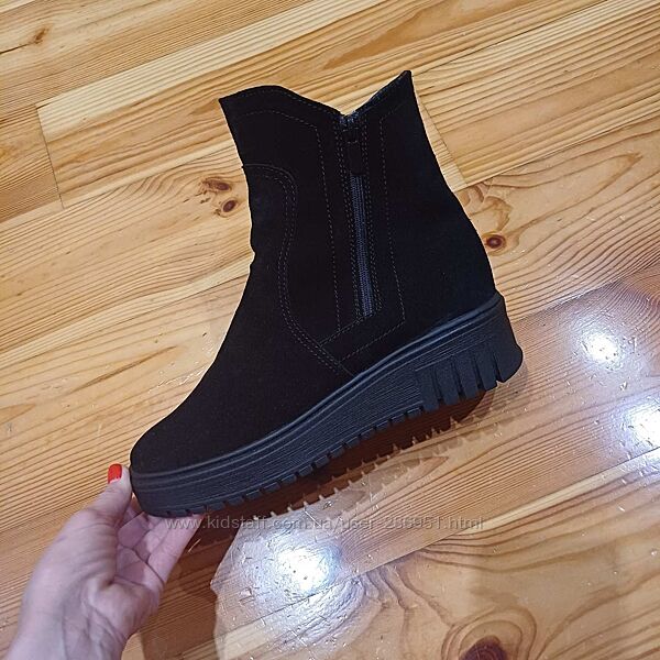 Черевики зимові по 44 розмір на широку ножку