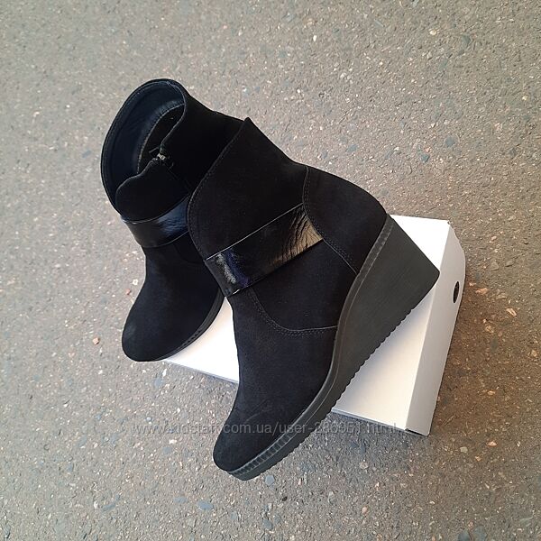 Черевики демісезонні 42 розмір