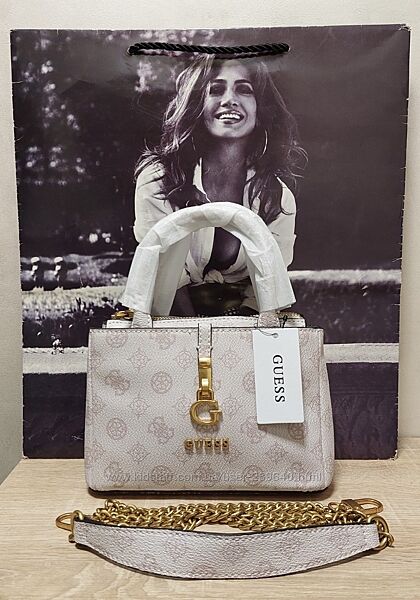Стильная сумка кроссбоди Guess