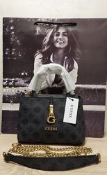 Черная сумка кроссбоди guess 